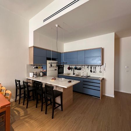 Modern And Spacious Apartment In Downtown Χάιφα Εξωτερικό φωτογραφία